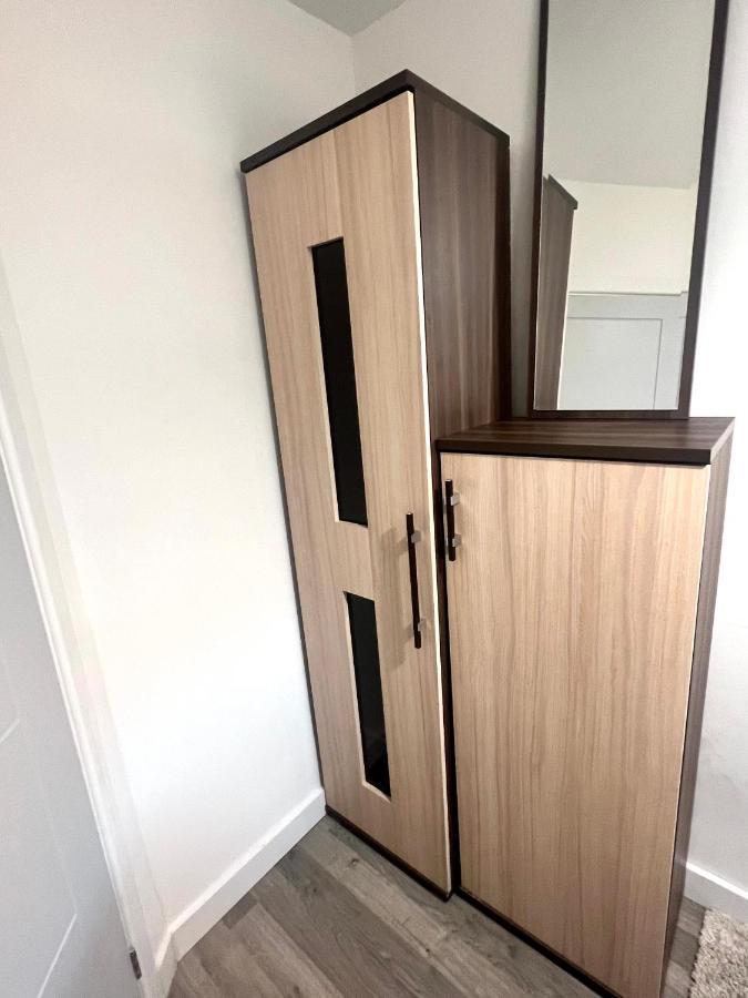 Lovely Single Room 런던 외부 사진